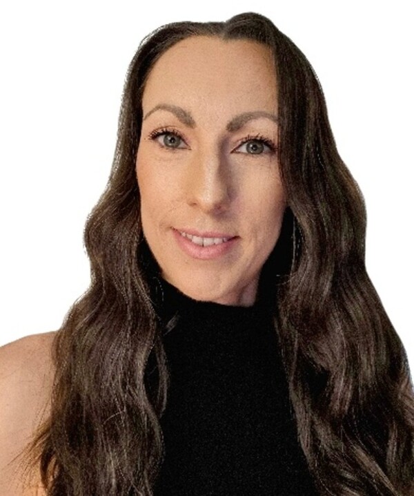Stephanie Okey Image